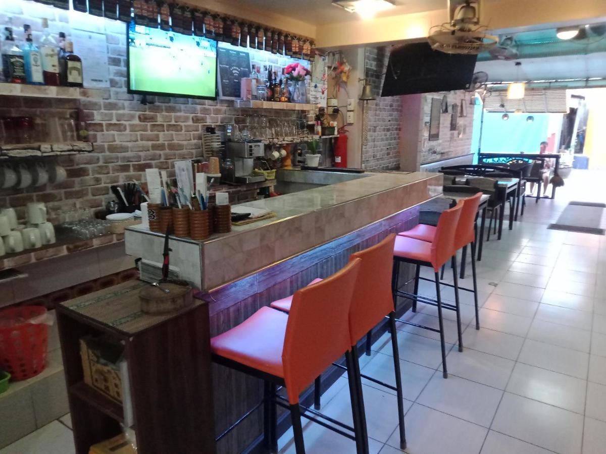 Living Room Guesthouse & Cafe Bar Karon Exterior foto